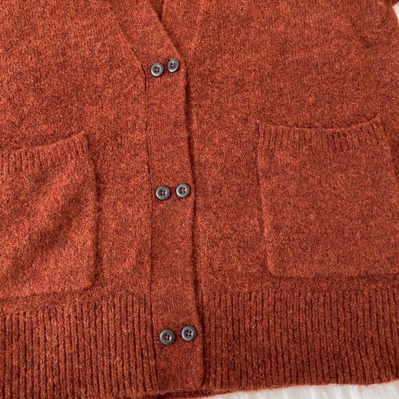 NWT Madewell Allston Double Button Cardigan Sweater in Cranberry Size Small - Picture 5 of 14